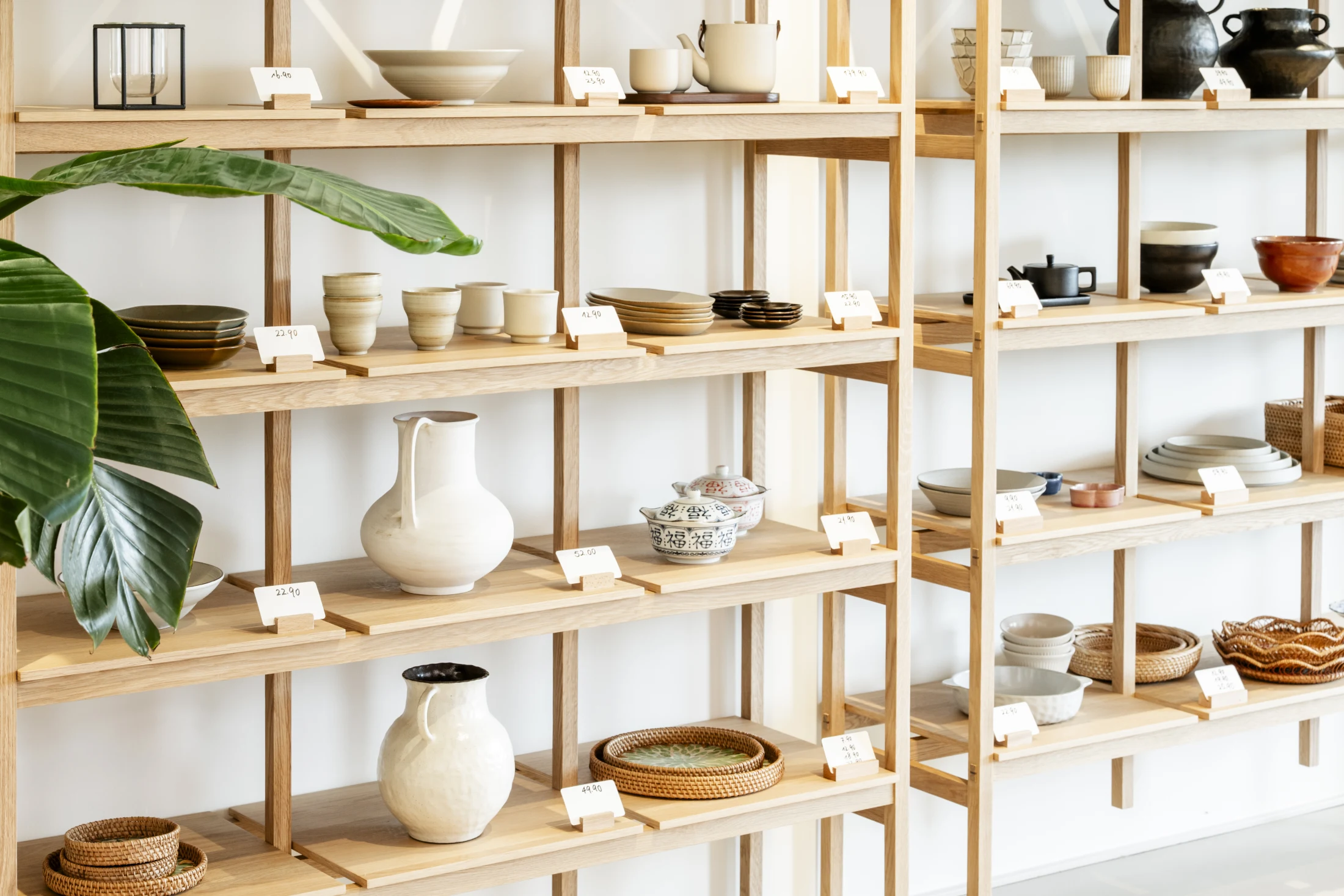 MOJI Shop – Ausgewählte japanische Keramik, Schalen, Teekanne und Körbe